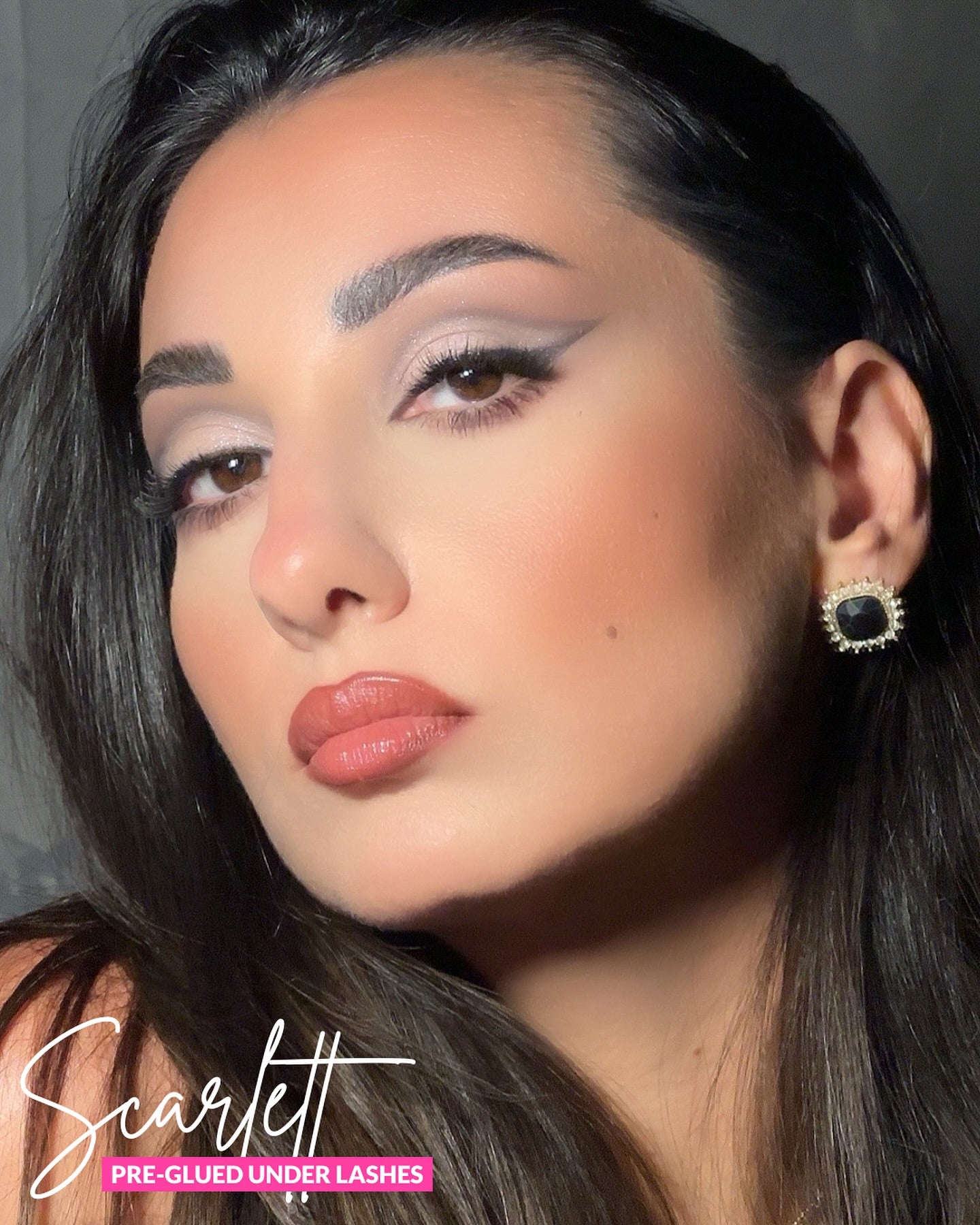 SCARLETT Pre-Glued Under Lashes for a Wispy Everyday Look