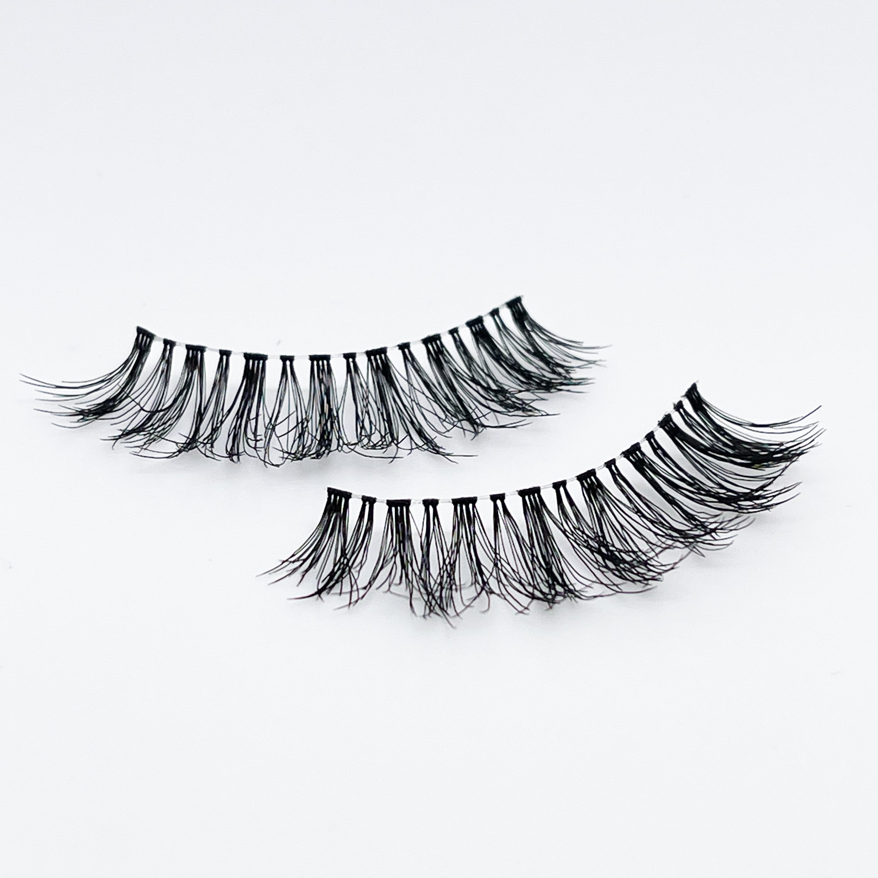 MELINA Wispy Lengthening False Eyelashes