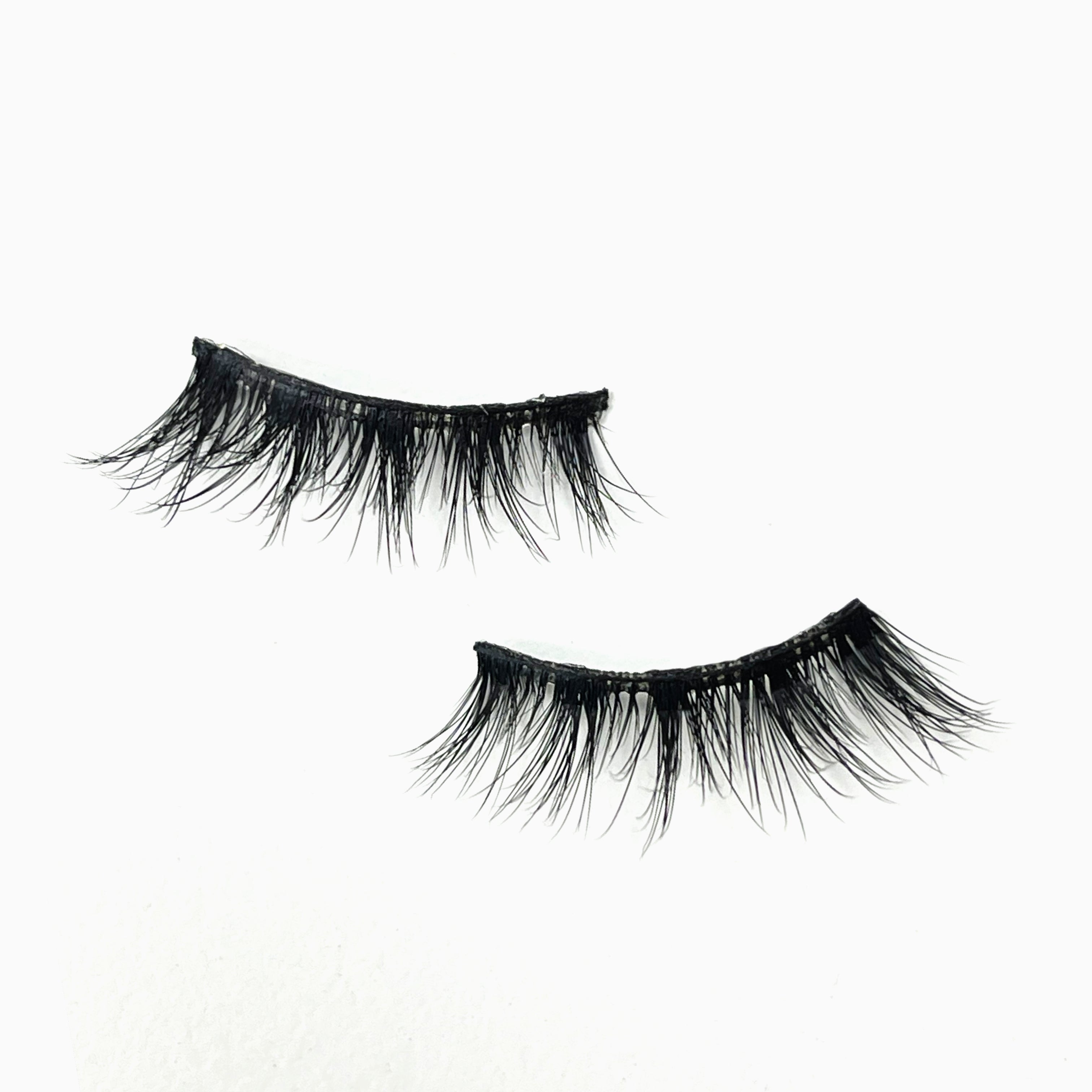 SUHANA Ultra Lightweight Half Lashes